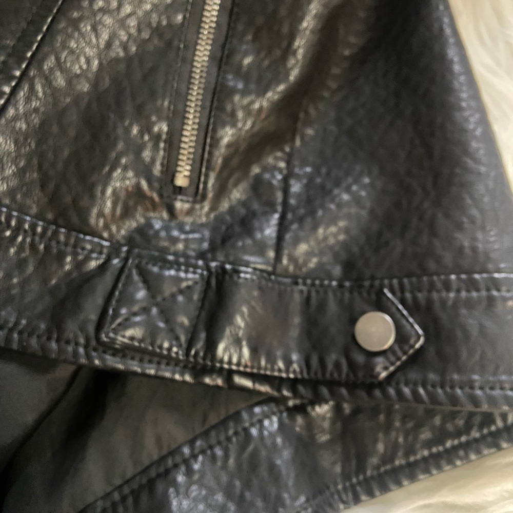 Jack by BB Dakota Sz S Anthropologie Classic Black Faux Leather Jacket - Picture 6 of 13